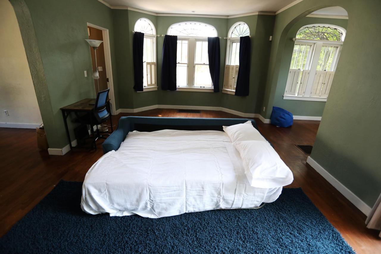 Вилла Blue House, Blocks From Ross-Aide, Mackey, Samara House, Birck Golf Complex Уэст-Лафейетт Экстерьер фото
